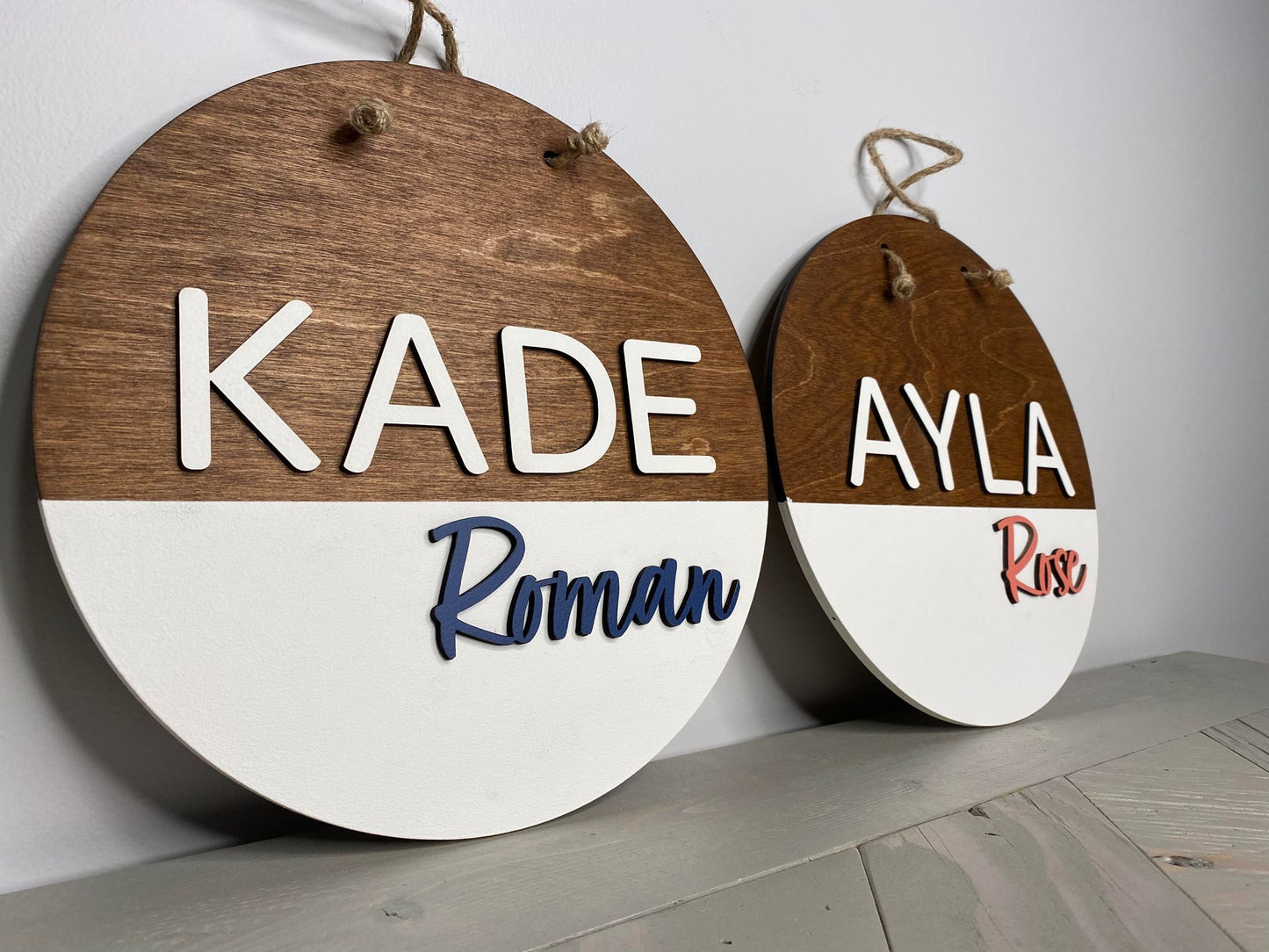 Door Hanger | Custom Name Round Wood Sign