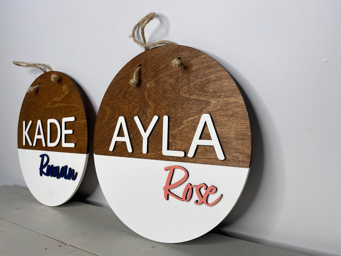 Door Hanger | Custom Name Round Wood Sign