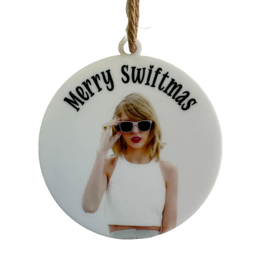 Swift | Ornament