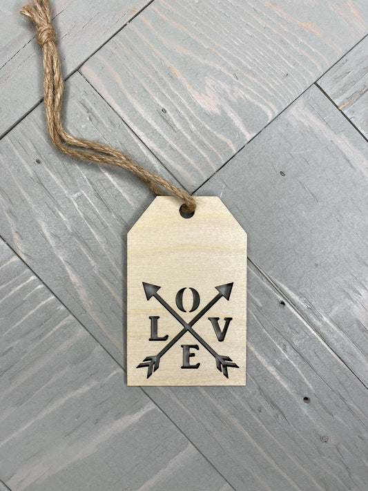 Love with Arrows Gift Tag